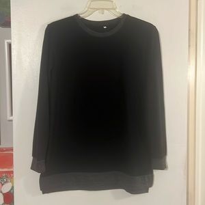 Mariam black with gray detail lightweight crew neck sweater